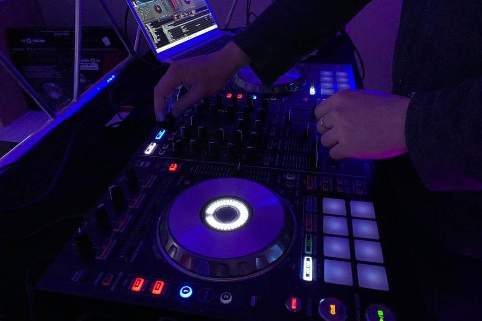 DJ Pilou