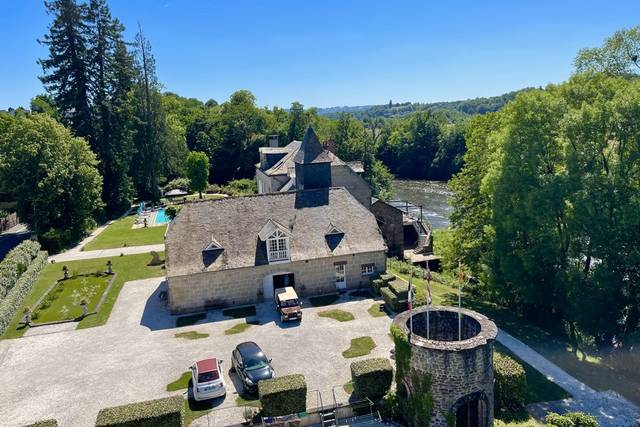Le Moulin Bleu
