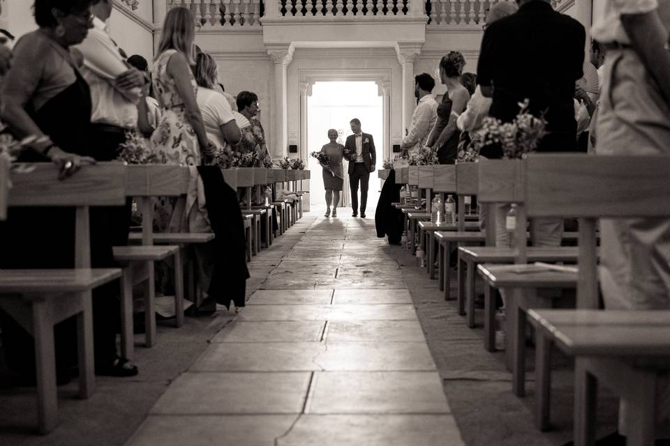 L'entrée dans l'église