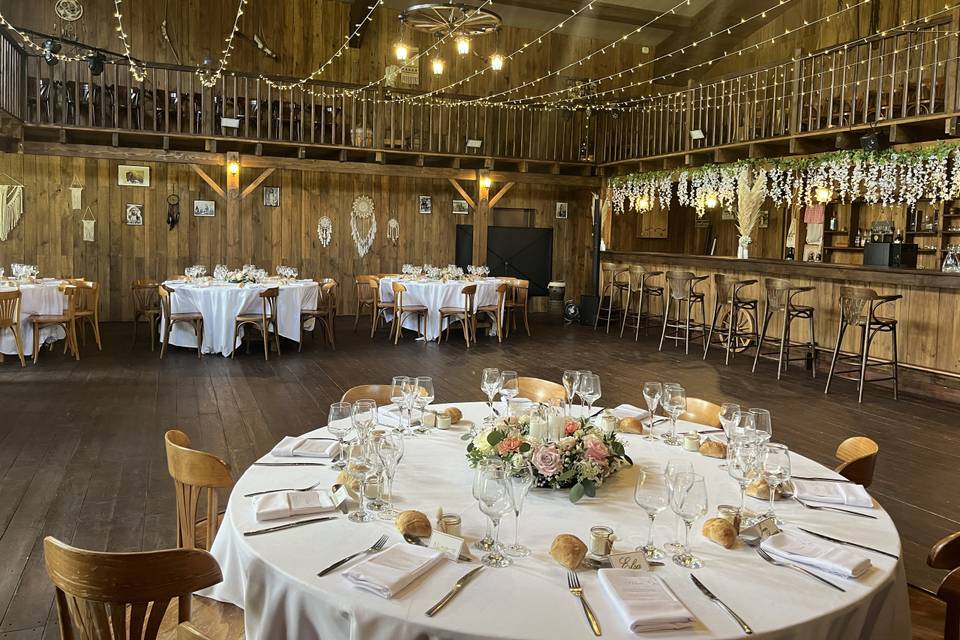 Salle de réception/saloon