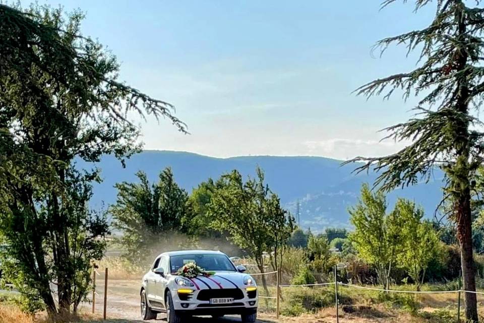 Porsche Macan v8