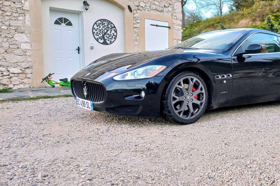 V8 Maserati Grand turismo