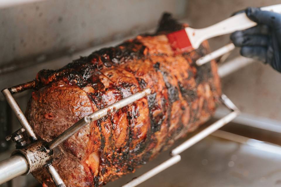 gigot_broche_brushage_detail
