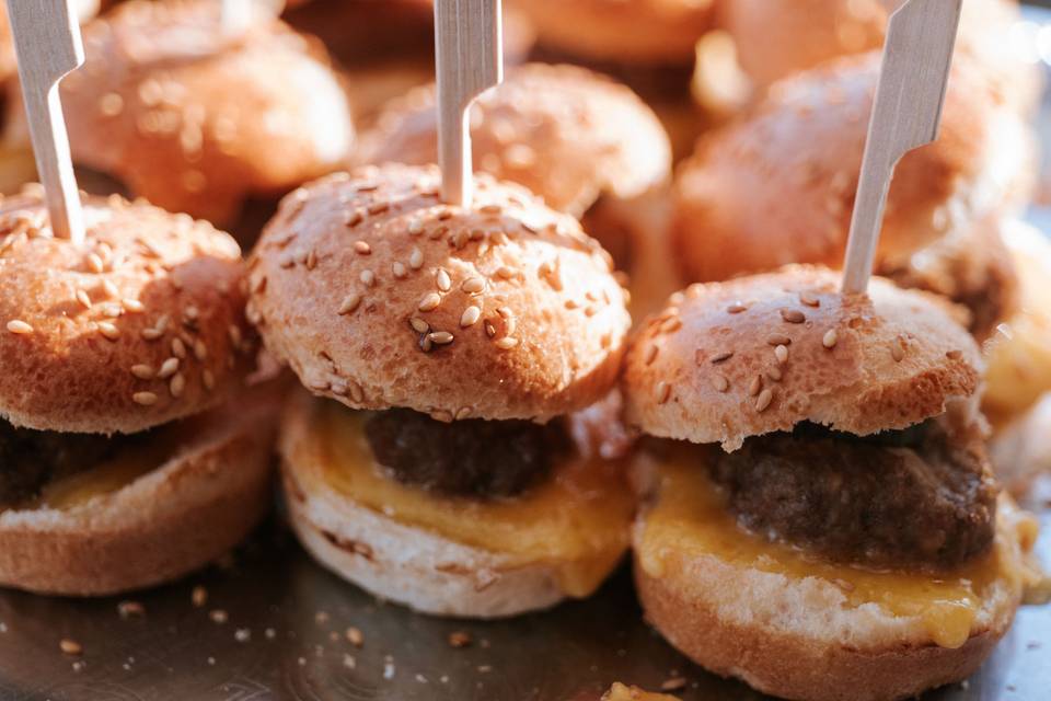 mini_burgers_pain_sesame_fromage