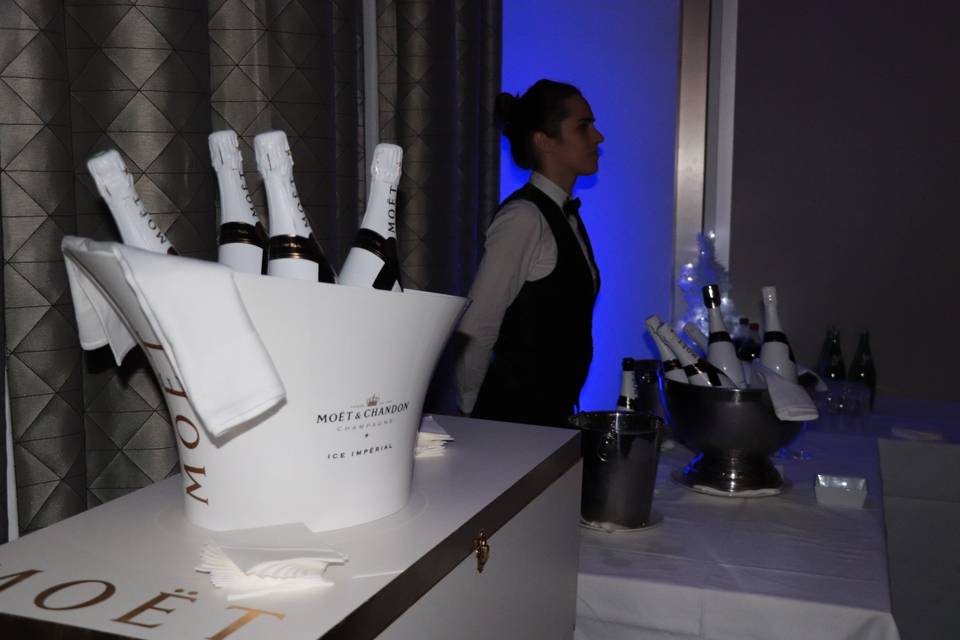 Champagne bar