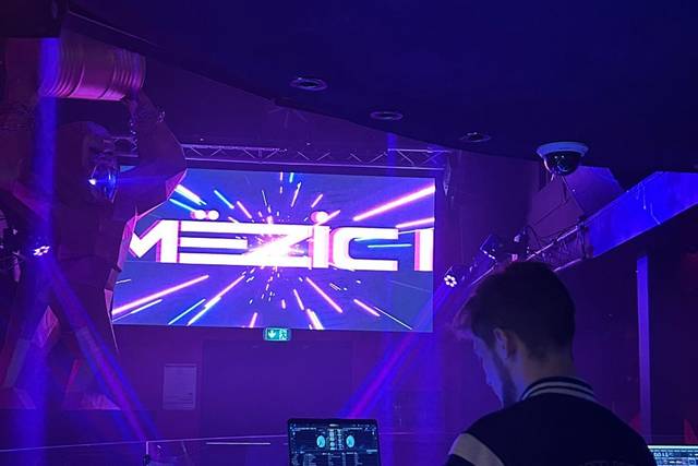 Mëzic DJ