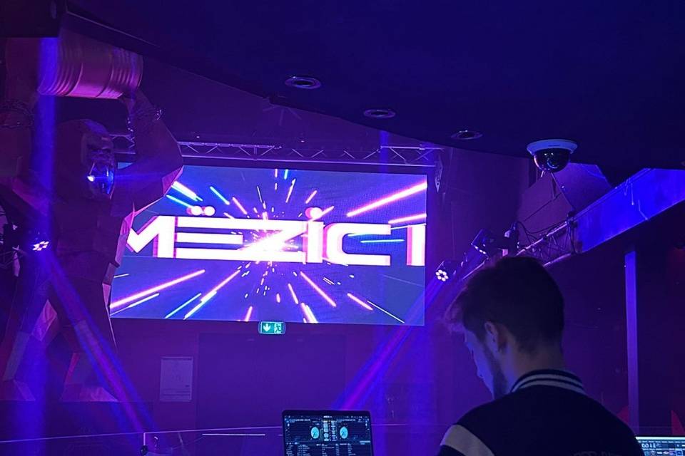 Mëzic DJ
