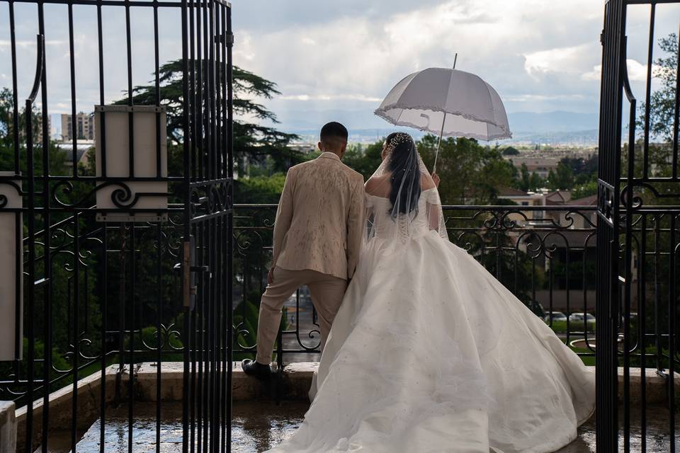 Shooting couple