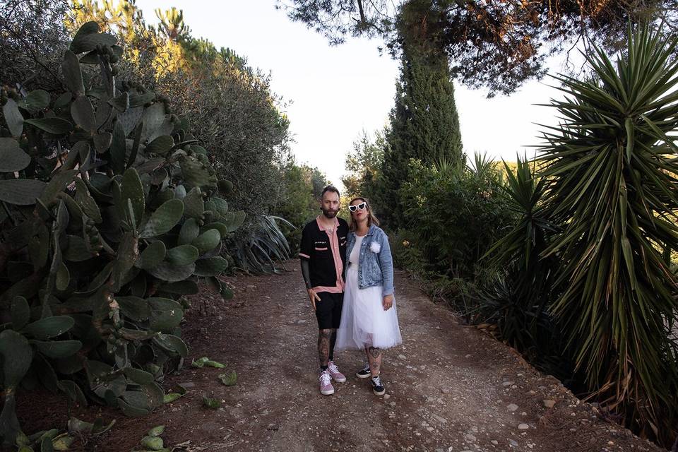 J & C