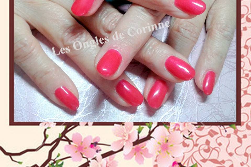 Ongles roses