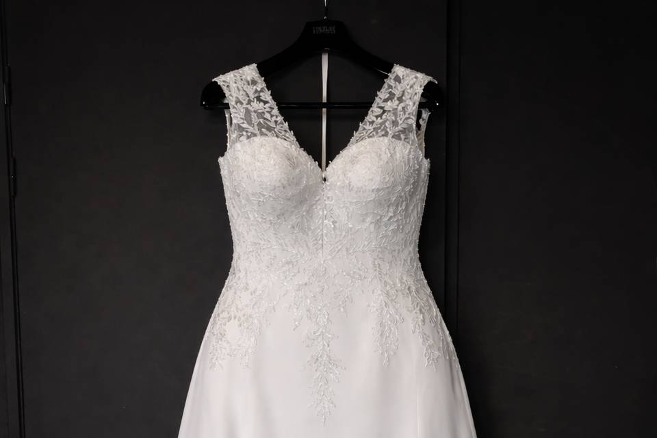 Robe suspendue