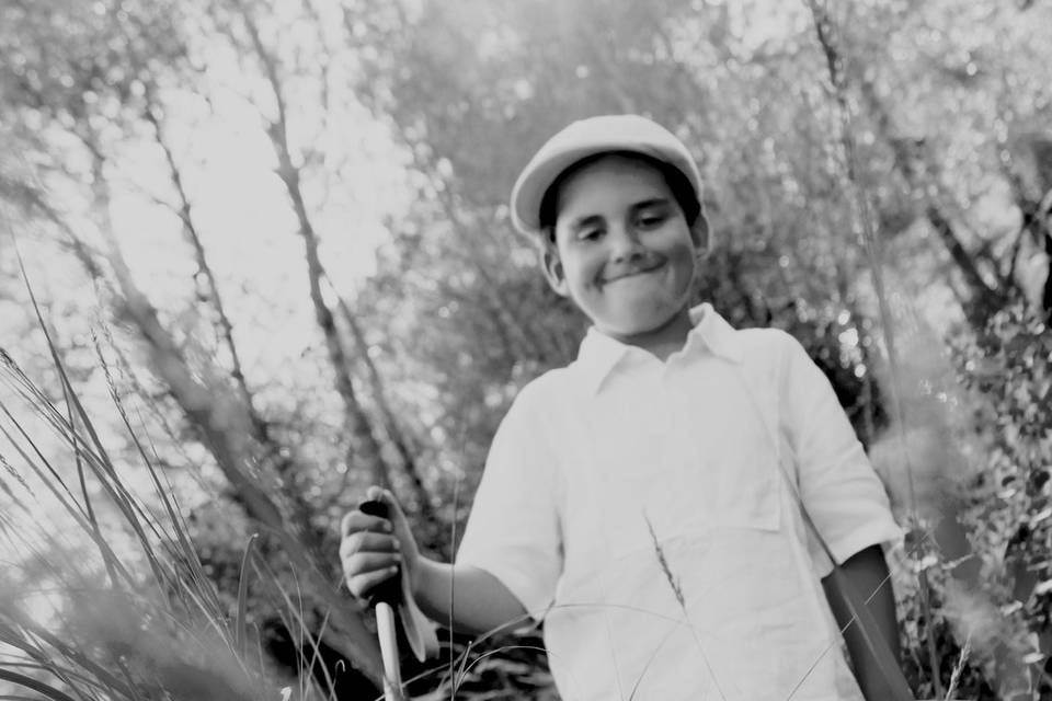 Un petit garçon ... souriant !