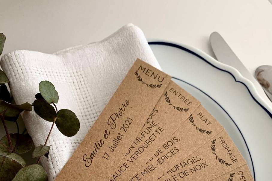 Menu éventail kraft et doré