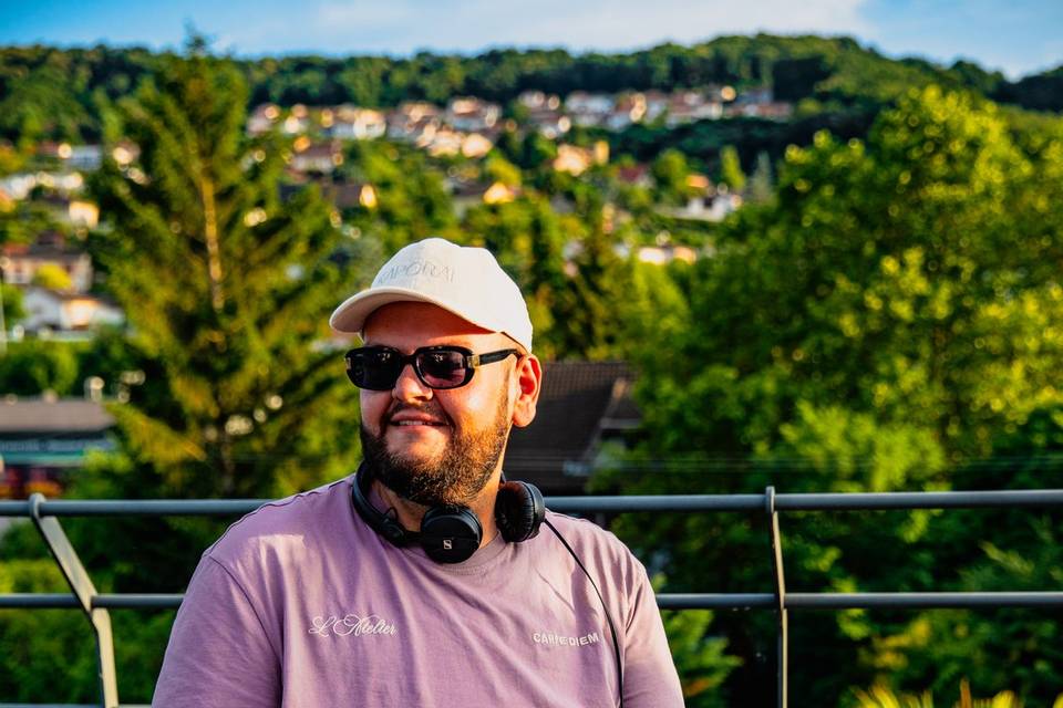 Alex dj depuis + 10 ans
