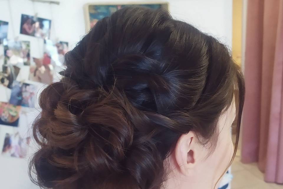 Chignon bouclé