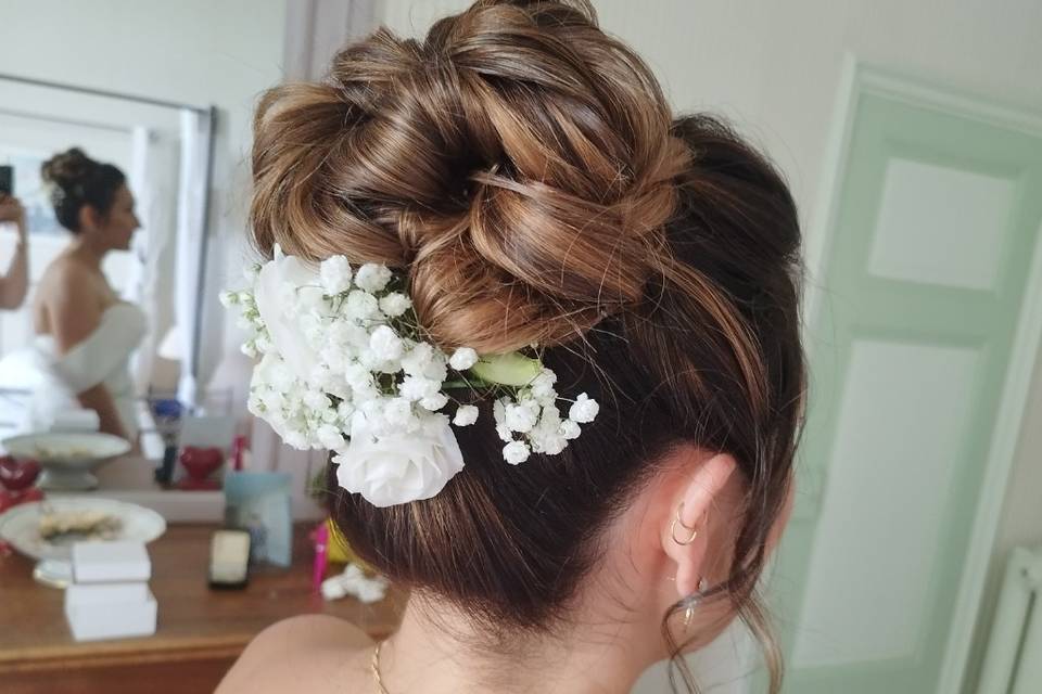 Chignon fleuri