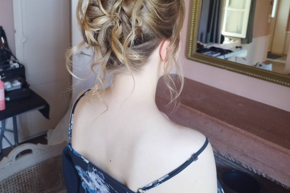 Chignon bouclé