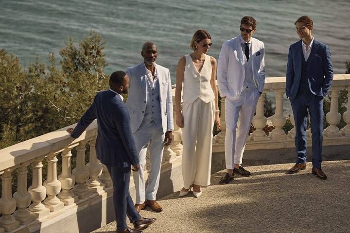 Les Costumes Lins Bleus