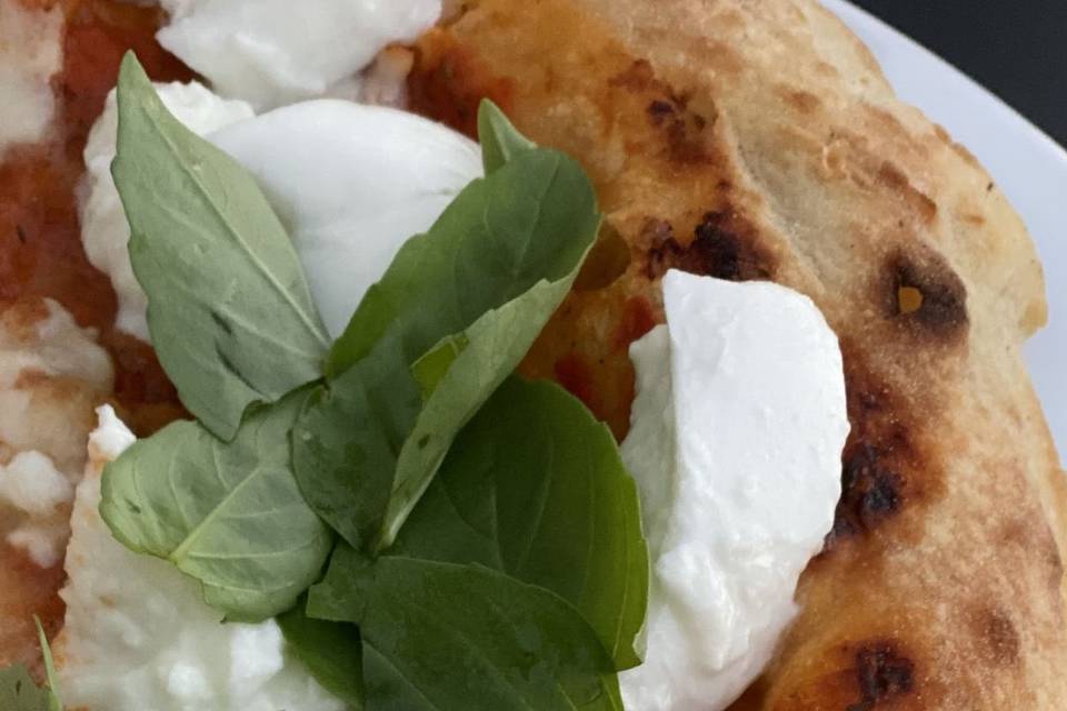 Burrata et Basilic