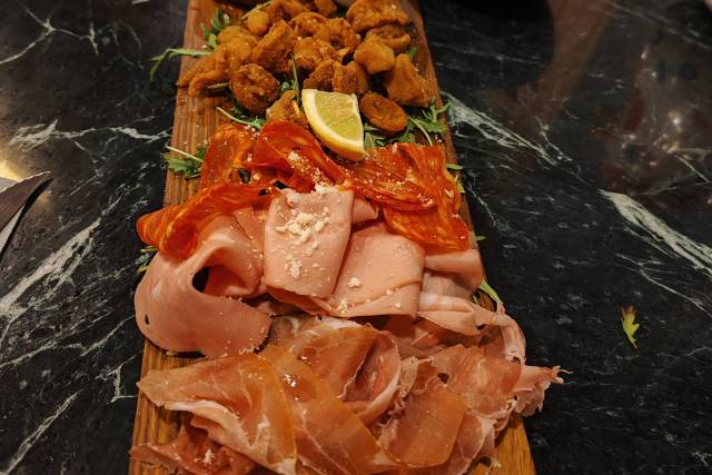 Les antipastis