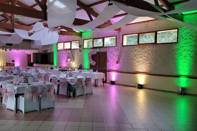 Déco lumineuse de salle