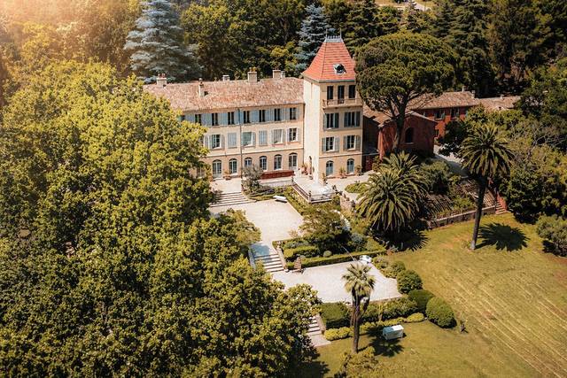 Chateau colbert cannet