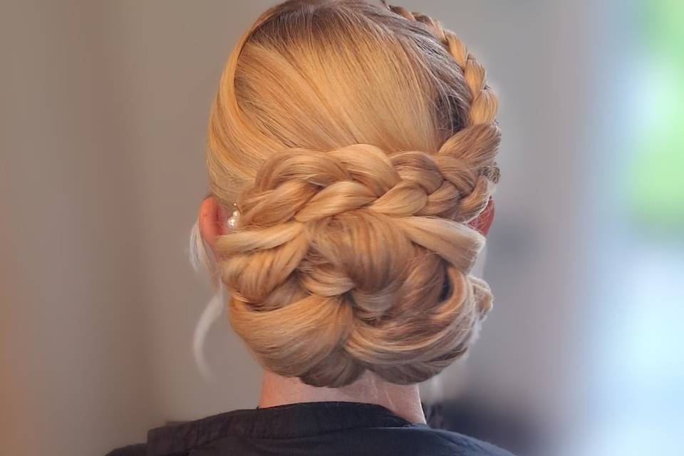 Chignon invitée