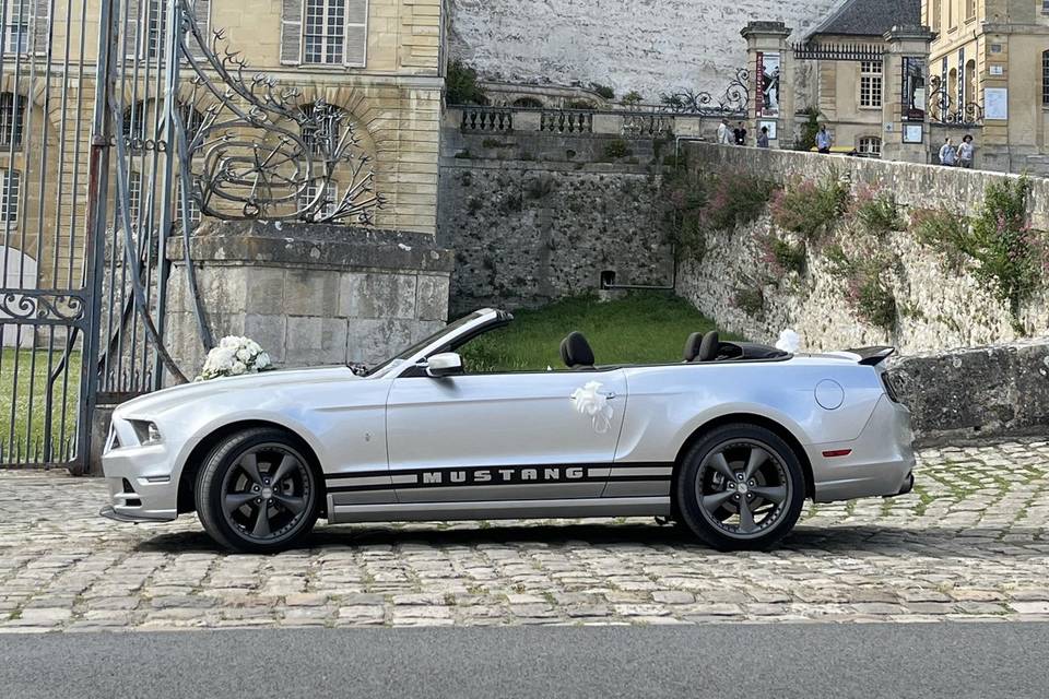 Ford mustang cabriolet