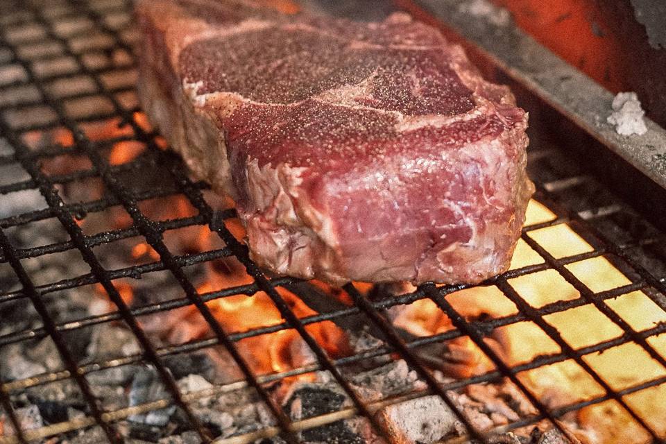 Côte de boeuf à la cheminée