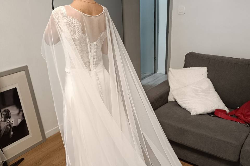Cape en tulle