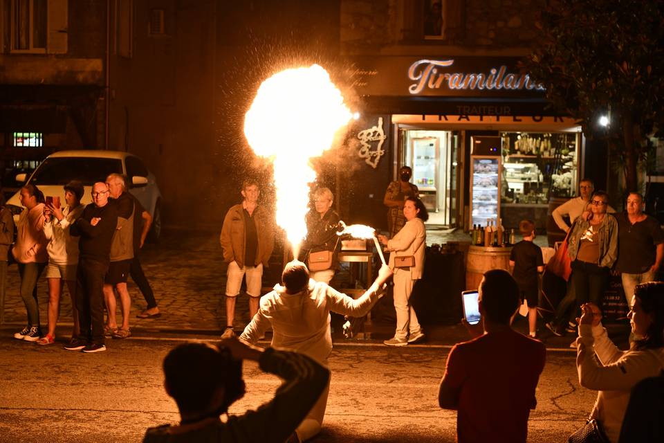 Soirée embrasée de Tiramiland