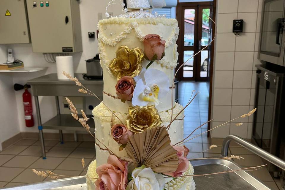 Weeding cake