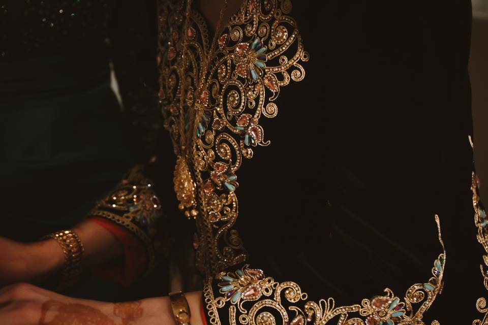 Tenue 1 : karakou
