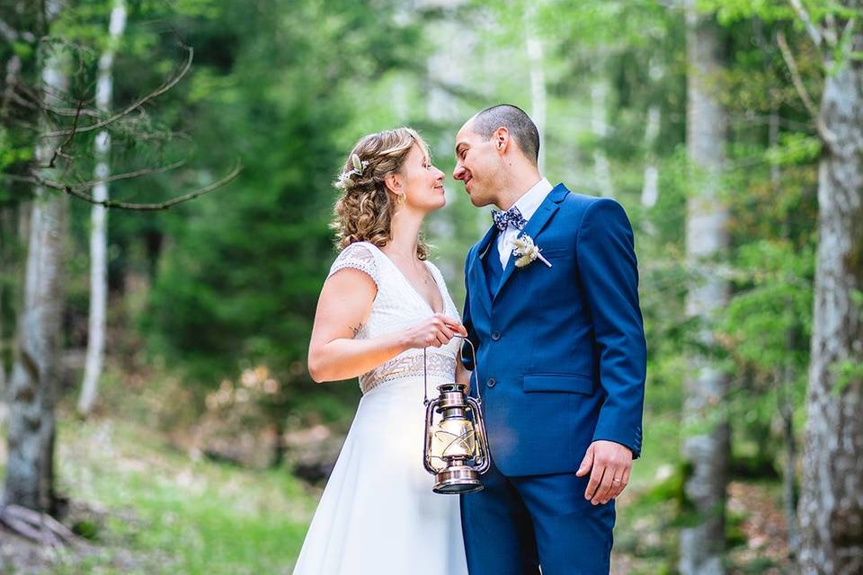 Couple en forêt