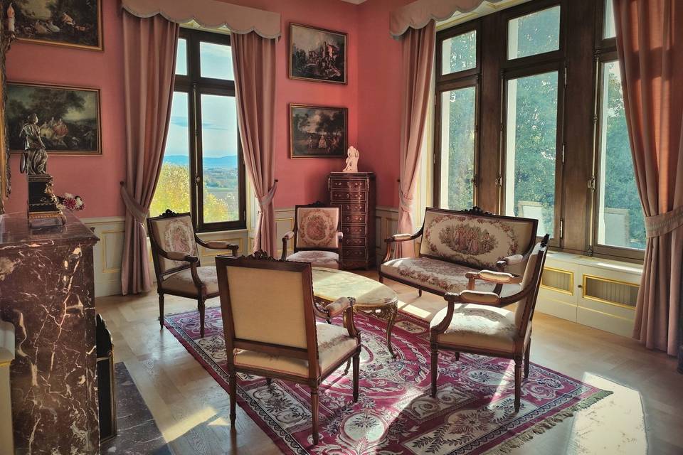 Petit Salon