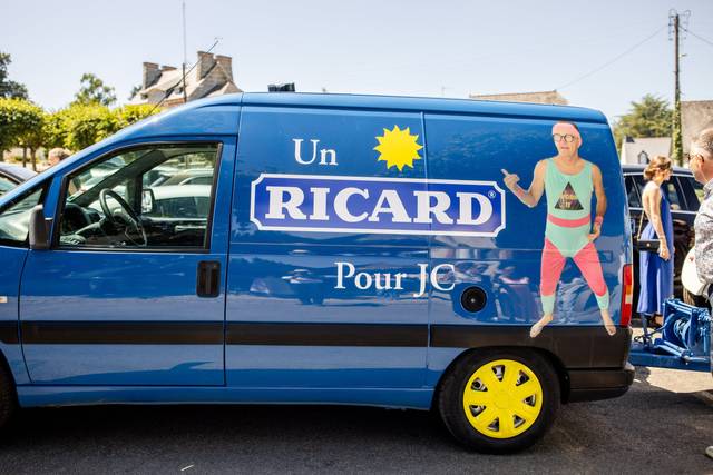 Voiture balais