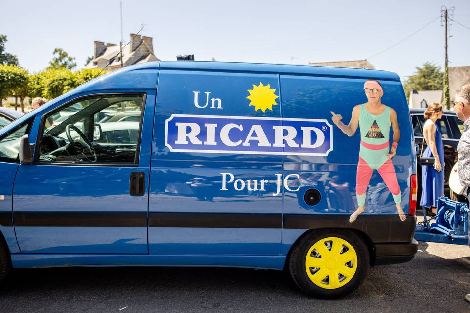 Voiture balais