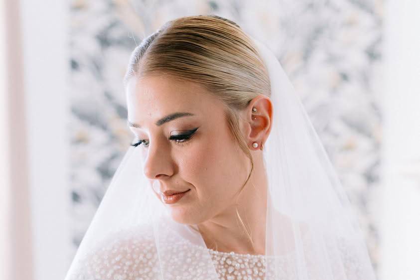 Manola Make Up