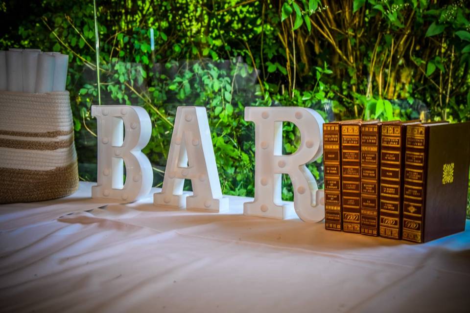 Bar veranda
