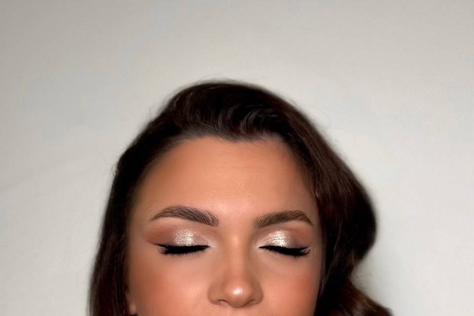 Glam make up