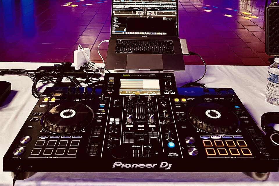 Set up DJ