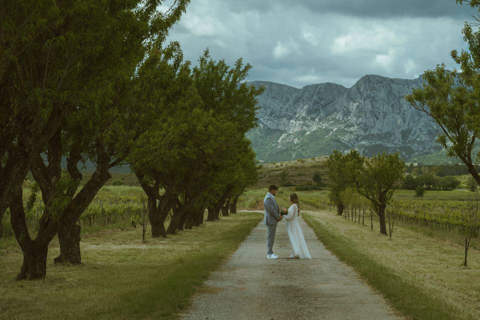 Shooting couple