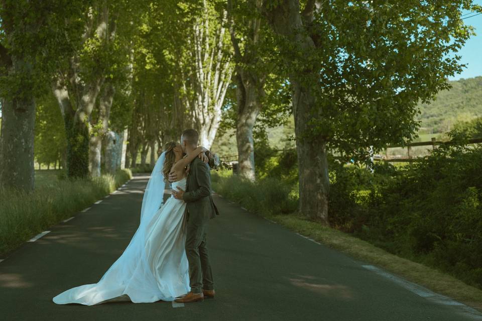 Shooting couple
