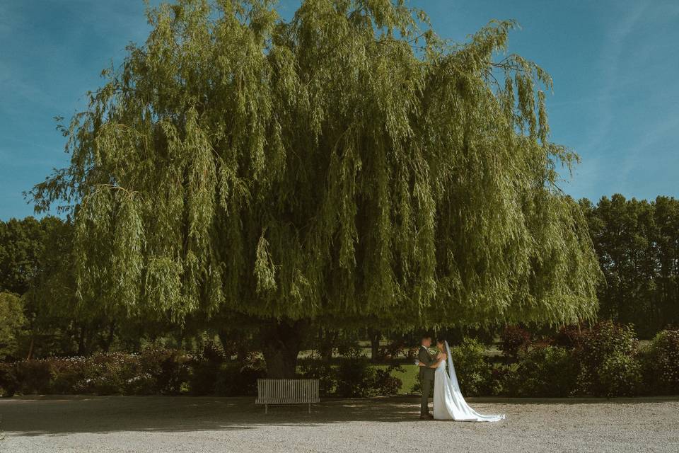Shooting couple