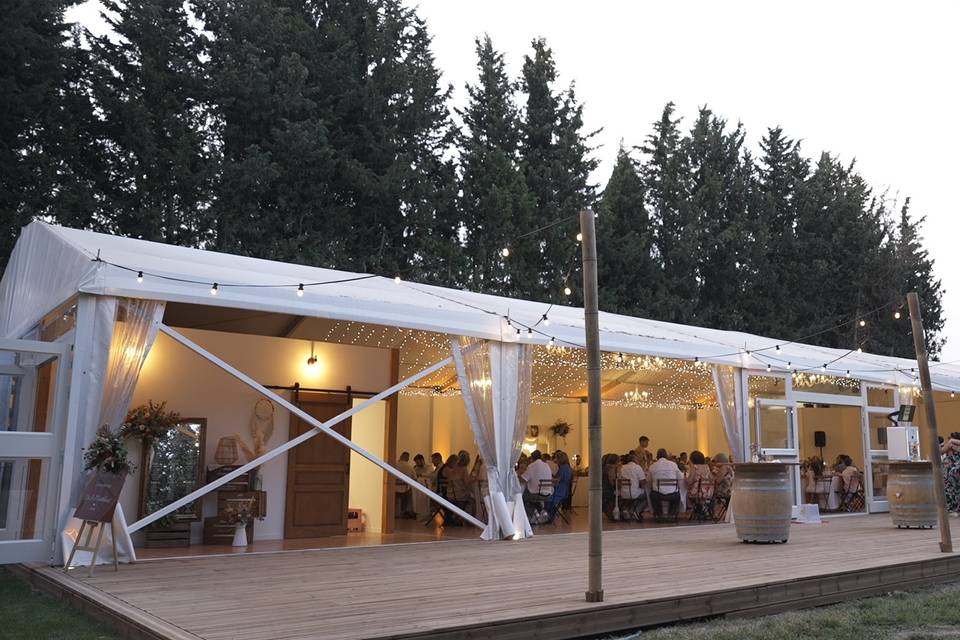 Extérieur terrasse salle