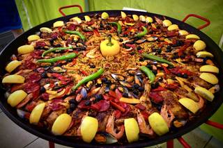 Le Toucans Paella