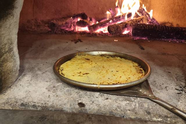 Socca au feu de bois