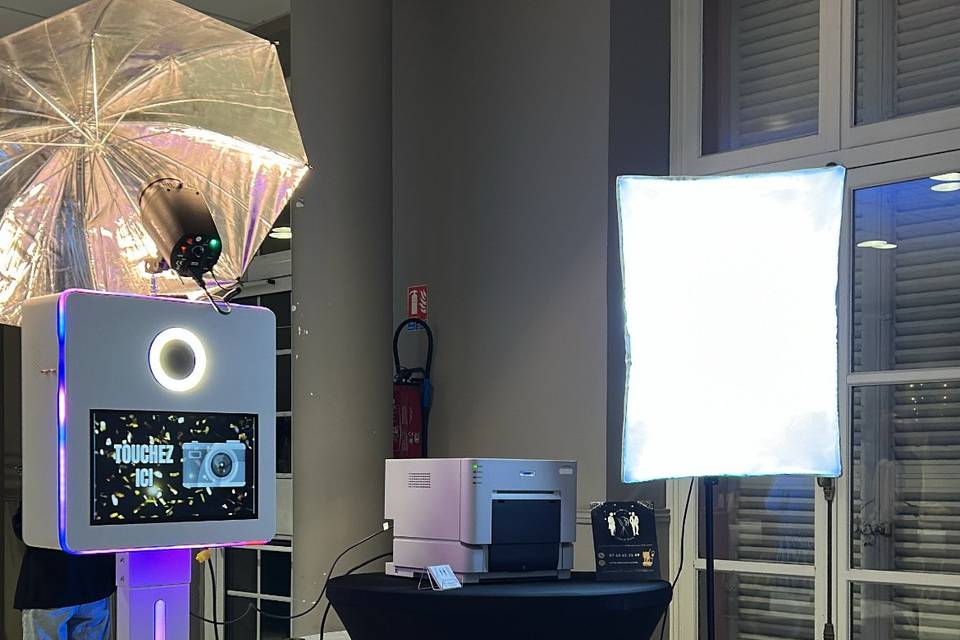 LEDBOOTH