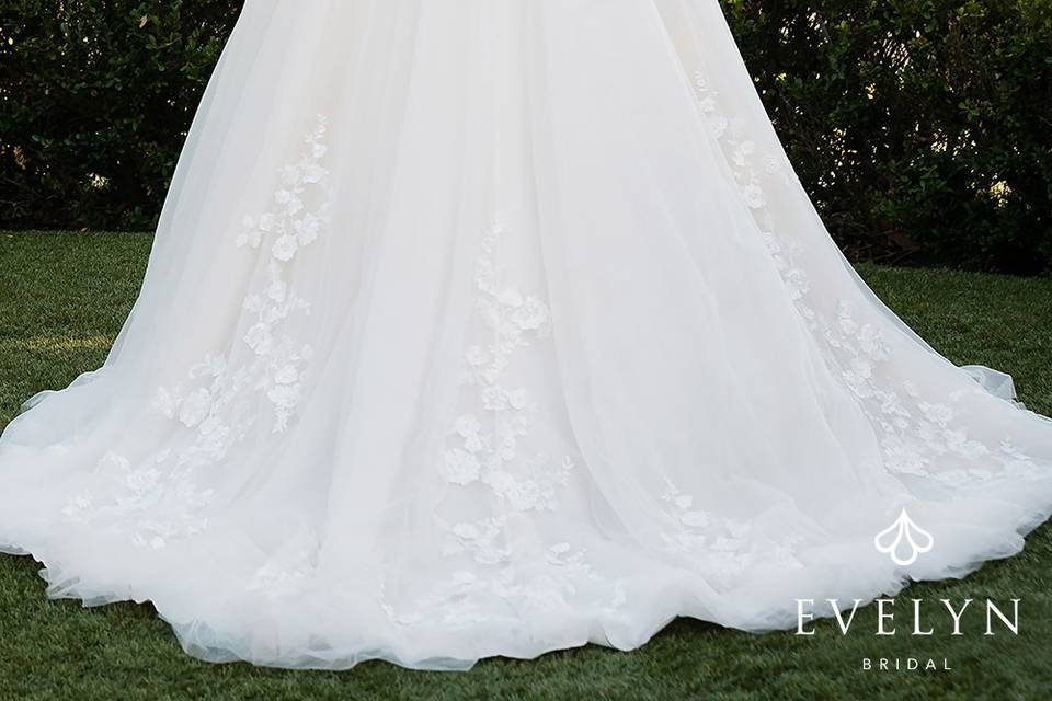 Evelyn Bridal 2024