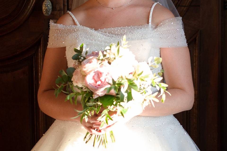 Portrait mariée bouquet